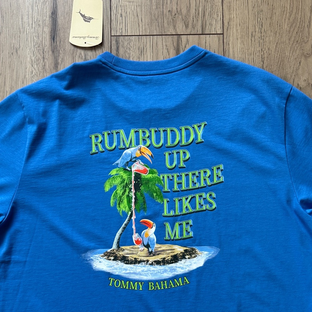 NWT Tommy Bahama Rumbody Up There Likes Me Toucan Island Men’s Blue T-Shirt